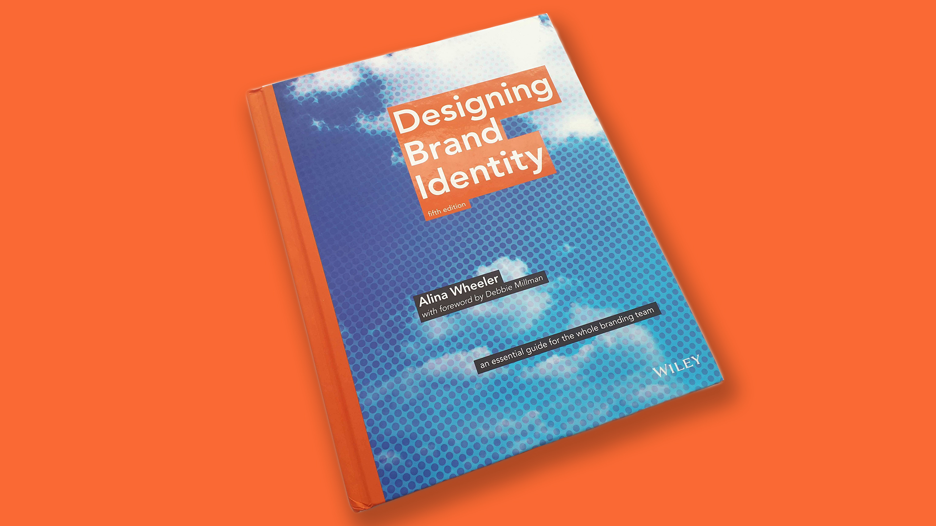 10 Best Logo Design Books - Zeka Design